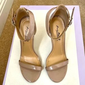 Nude strappy heel